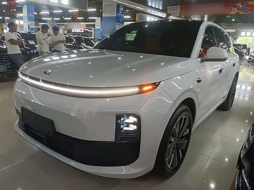 Li Auto L6 2025 Pro