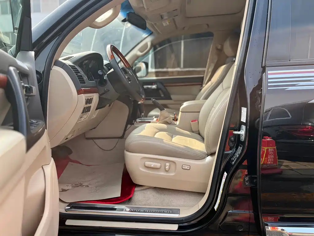 Toyota Land Cruiser 2015 4.0L V6
