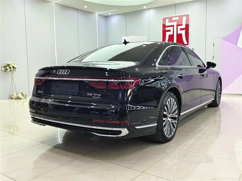 Audi A8 2023 A8L 50 TFSI quattro Premium