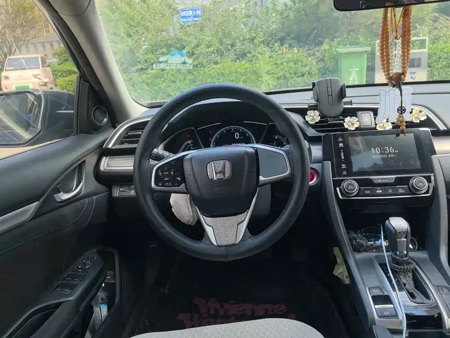 Honda Civic — миниатюра 15