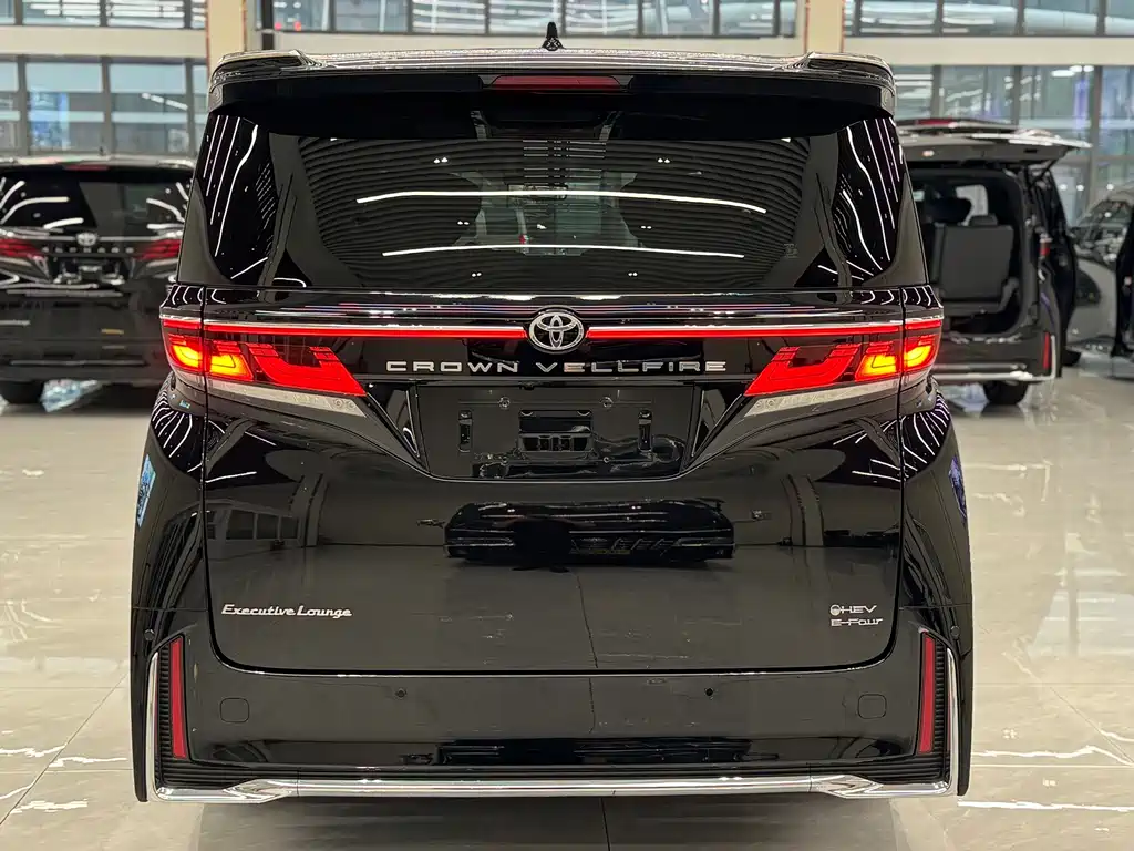 Toyota Vellfire — миниатюра 11