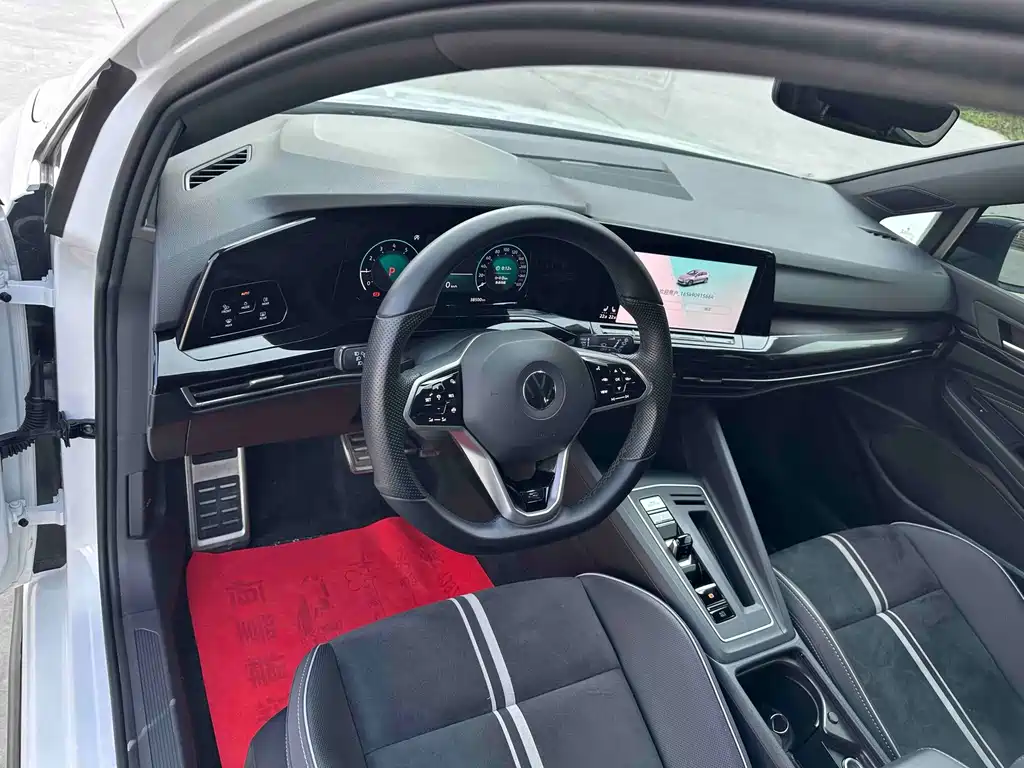 Volkswagen Golf — миниатюра 12