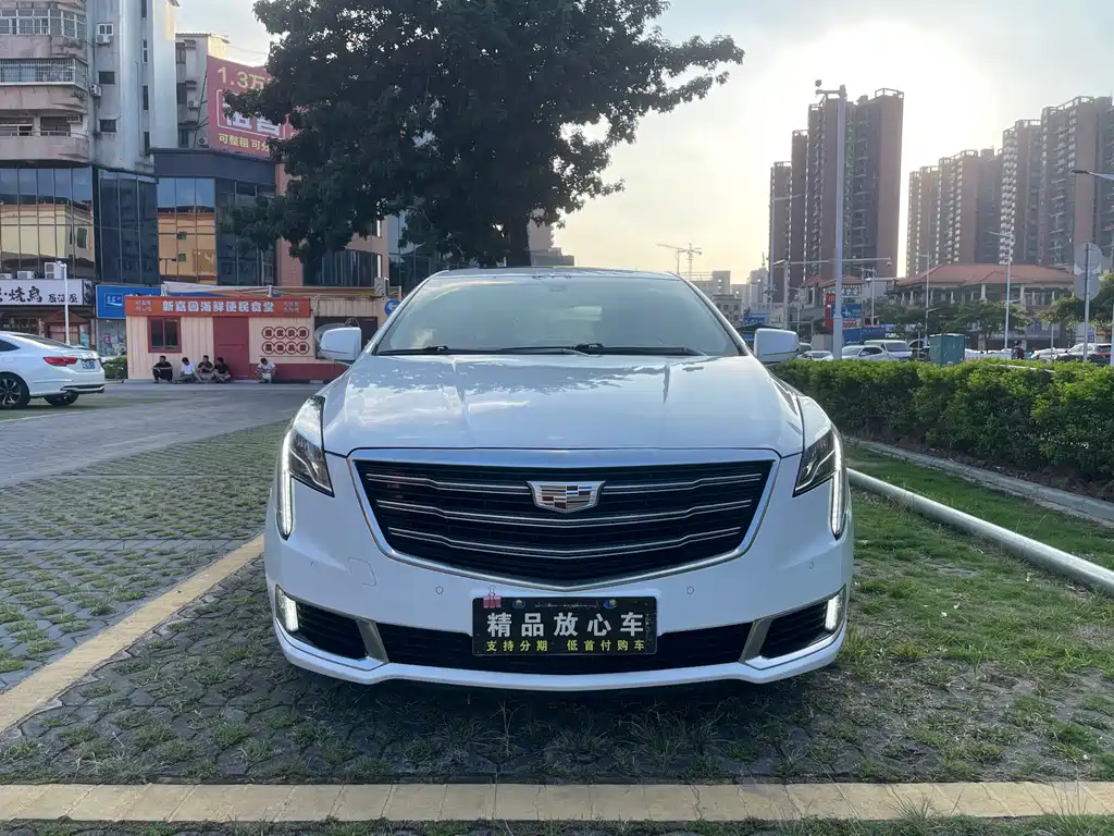 Cadillac XTS — миниатюра 2