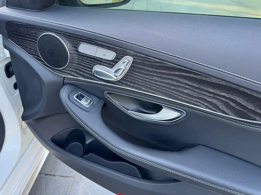 Mercedes-Benz C-Class — миниатюра 22