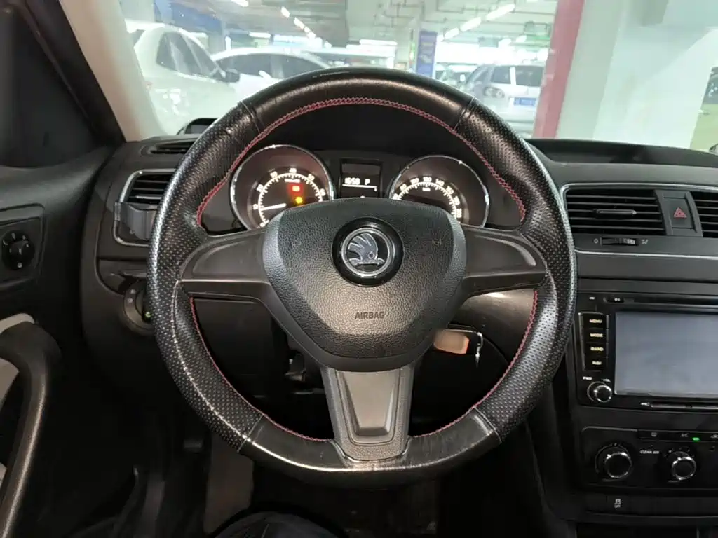 Skoda Yeti — миниатюра 11
