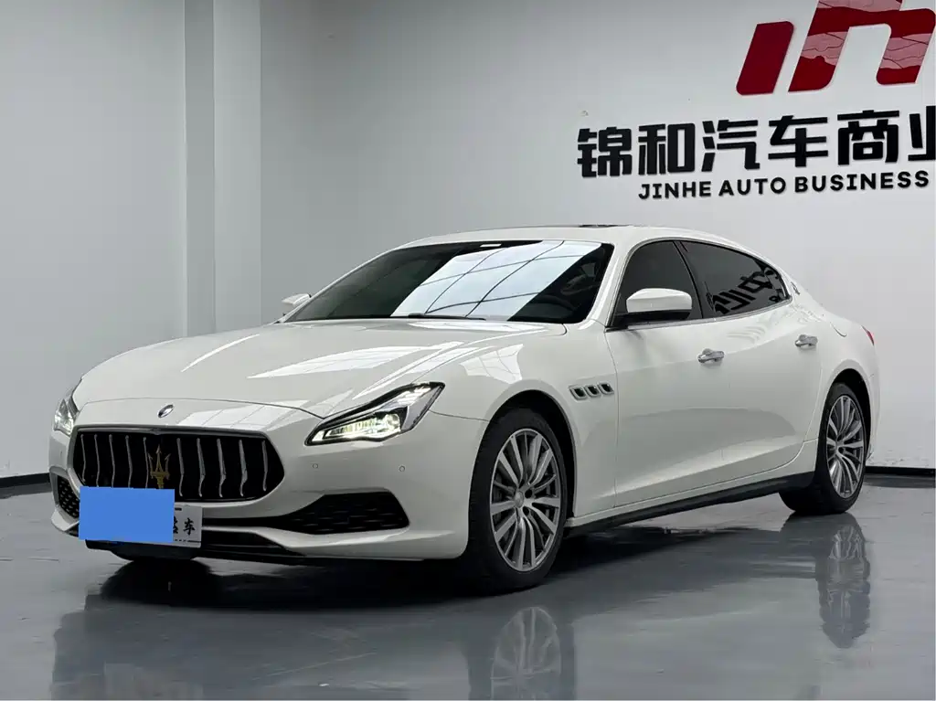 Maserati Quattroporte — миниатюра 4