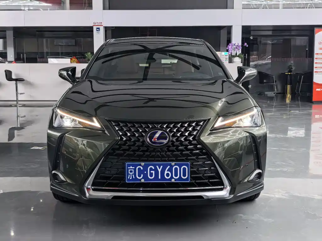 Lexus UX — миниатюра 2