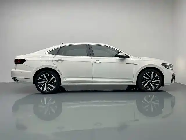 Volkswagen Passat — миниатюра 9