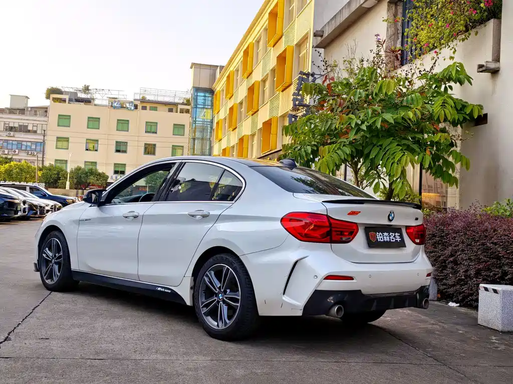BMW 1 Series — миниатюра 4
