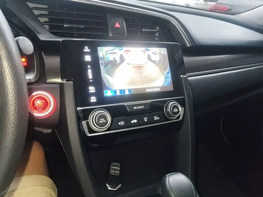 Honda Civic — миниатюра 13