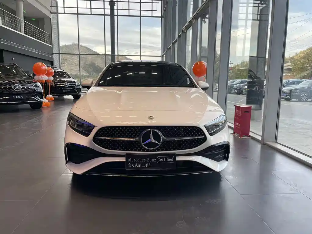 Mercedes-Benz A-Class — миниатюра 2