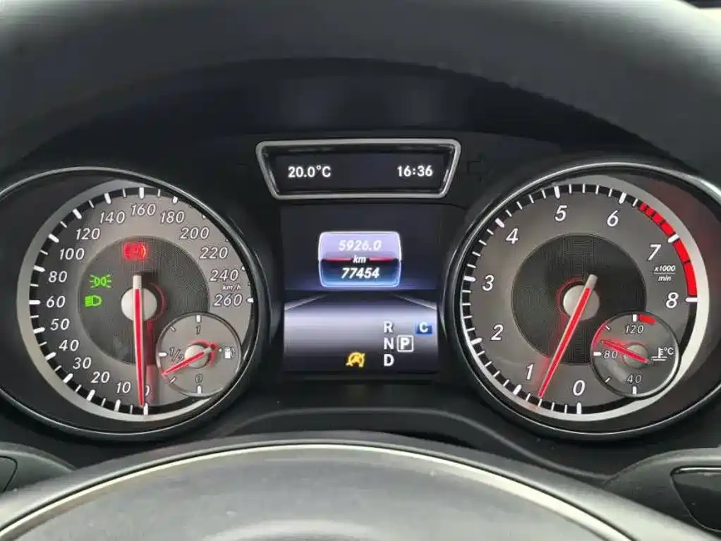 Mercedes-Benz GLA — миниатюра 15