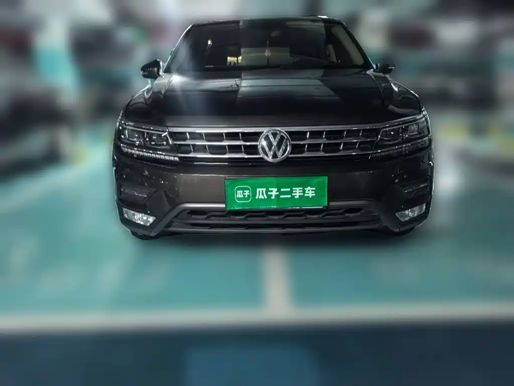Volkswagen Tiguan L — миниатюра 23