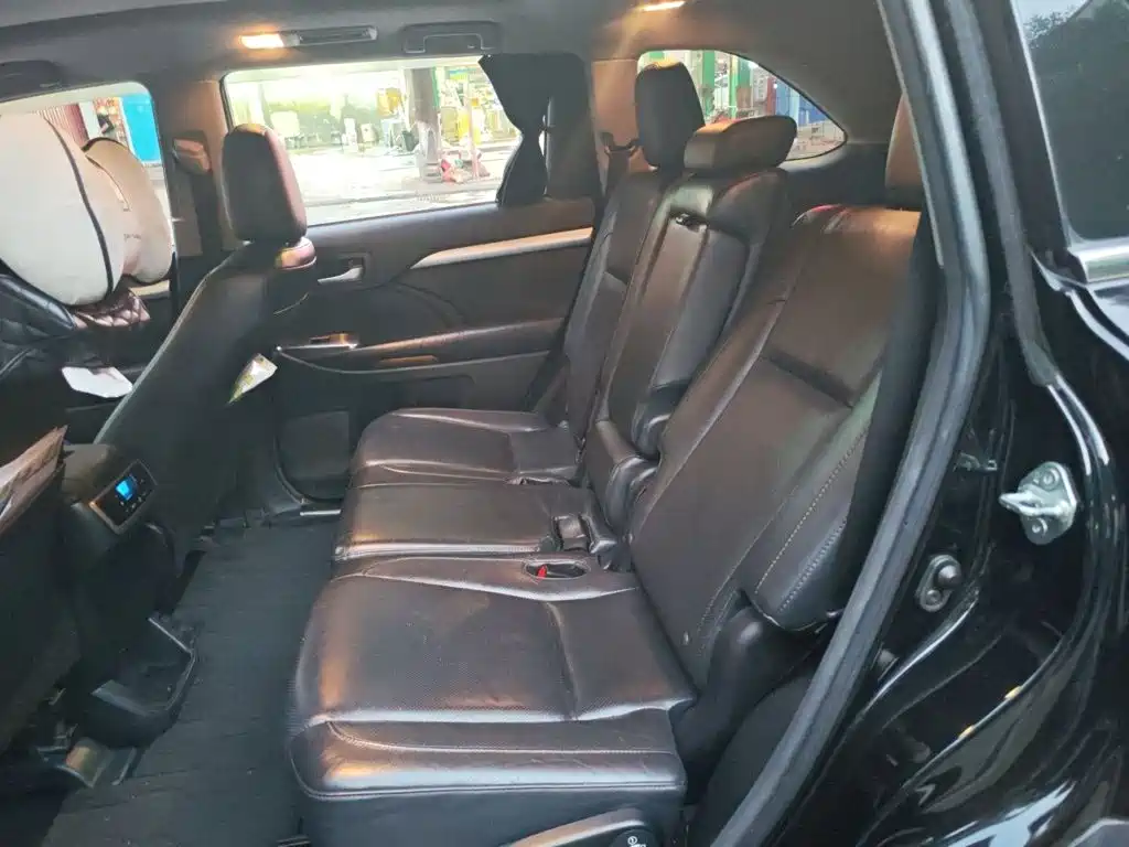 Toyota Highlander — миниатюра 18