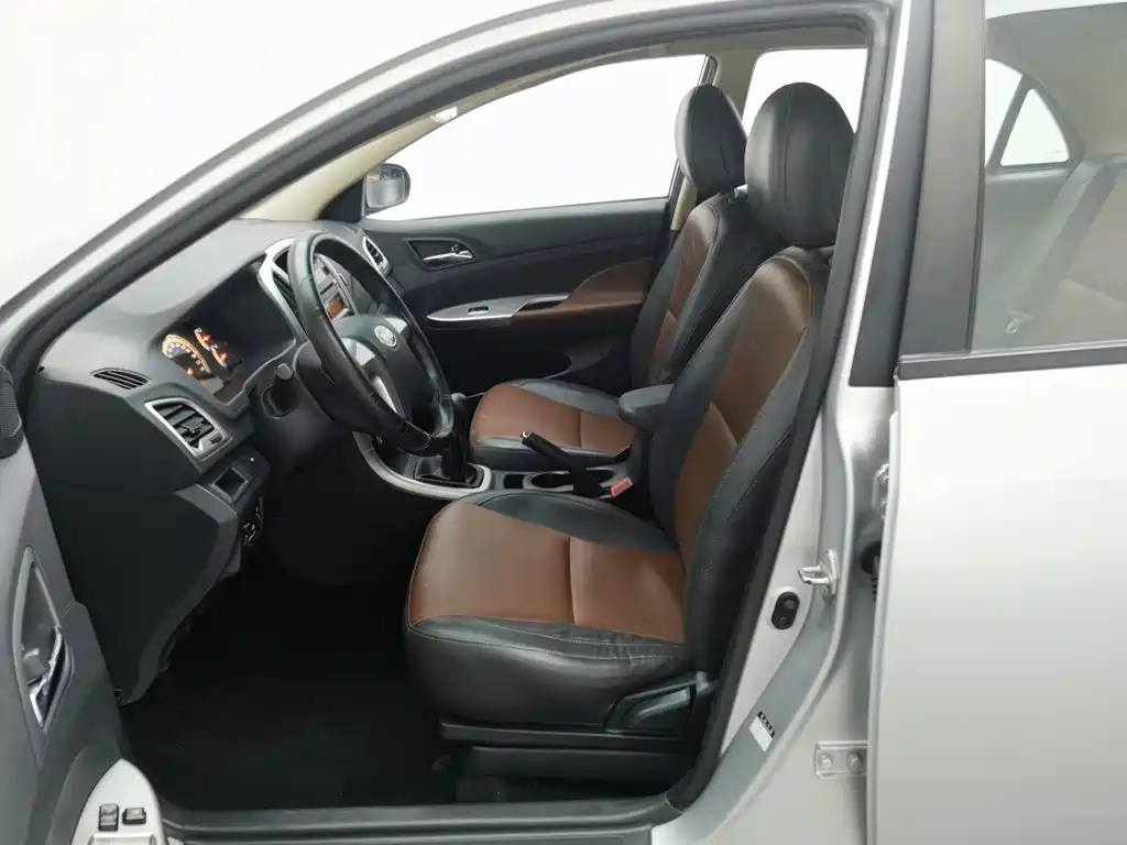 BYD F3 — миниатюра 10