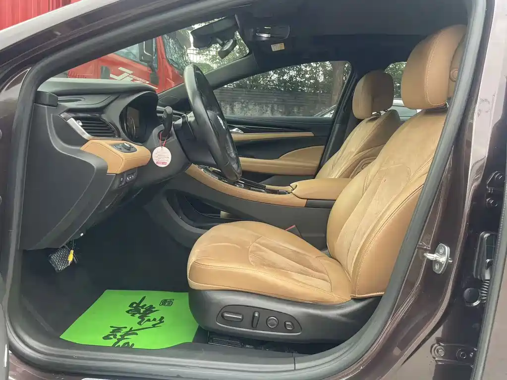 Buick LaCrosse — миниатюра 4