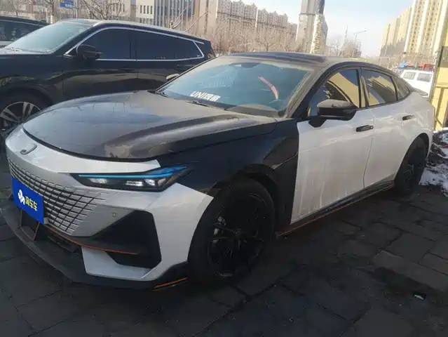 CHANGAN UNI V 2023