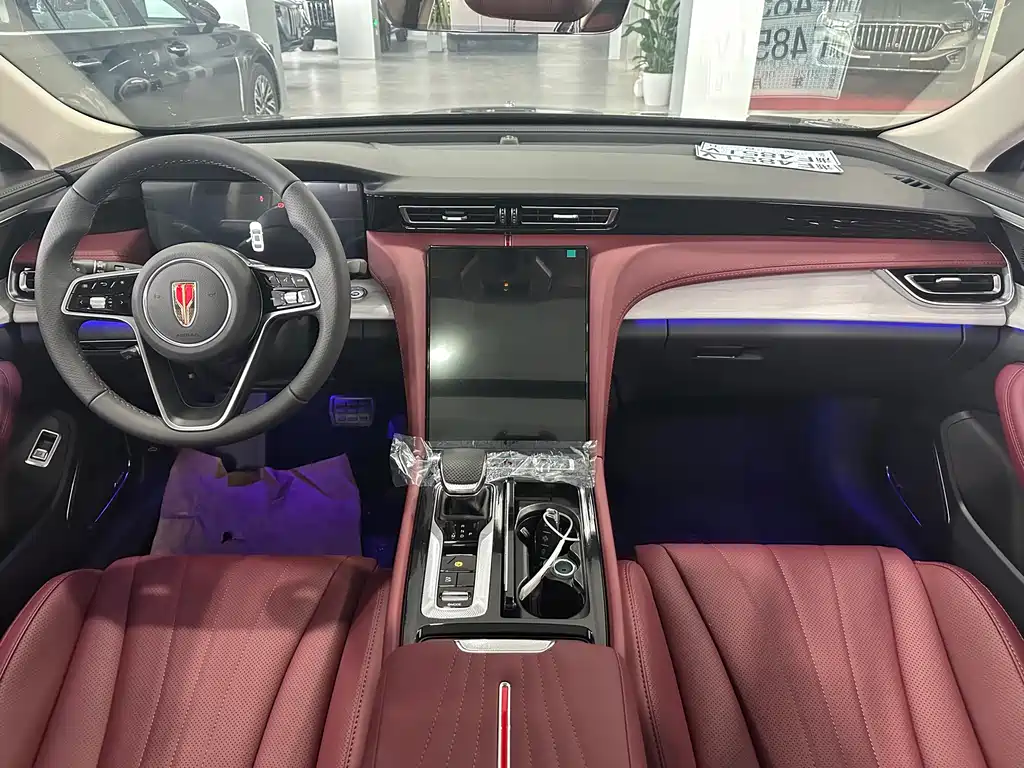 Hongqi H5 2025 2.0T AT