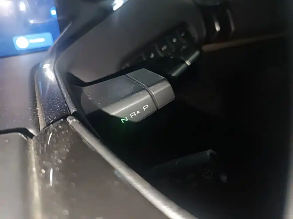 Baojun KiWi EV — миниатюра 14