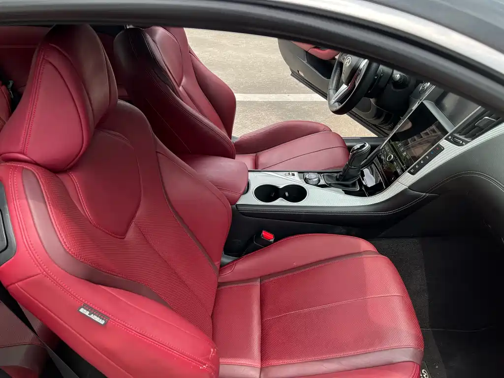 Infiniti Q60 2019 2.0T Luxury