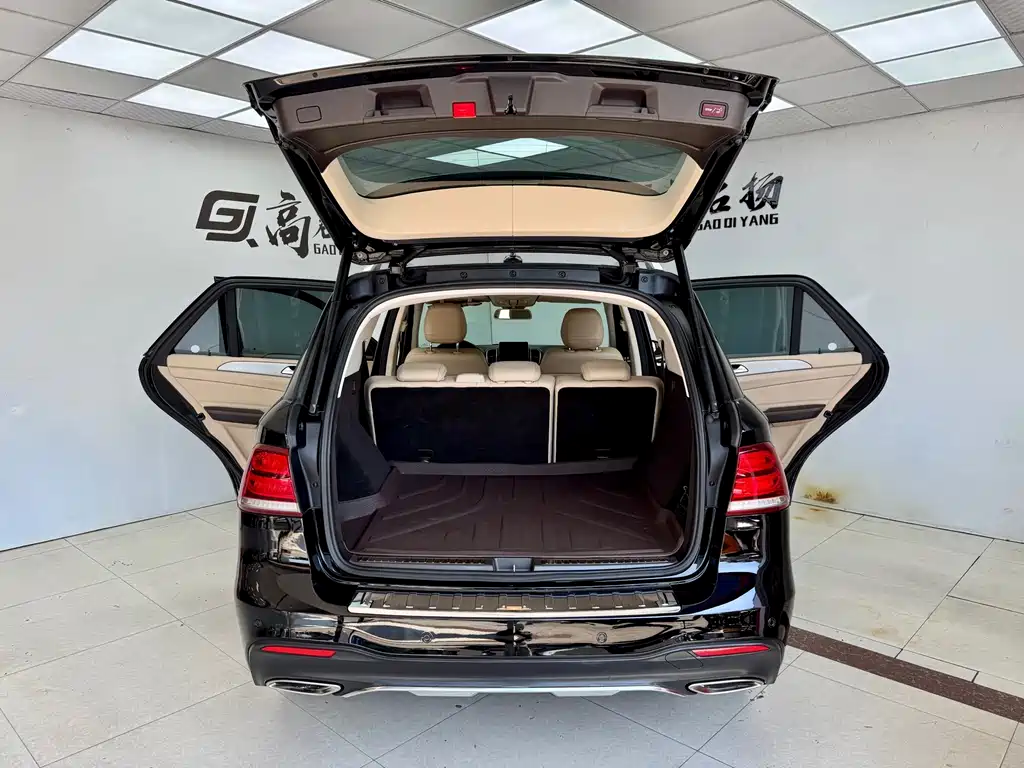 Mercedes-Benz GLE (Import) — миниатюра 21