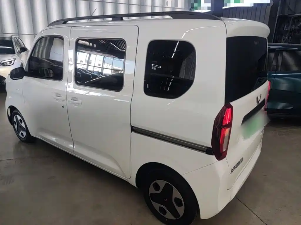 Wuling Zhiguang EV — миниатюра 5