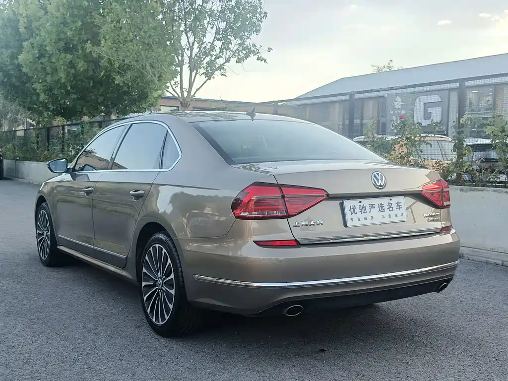 Volkswagen Passat — миниатюра 7