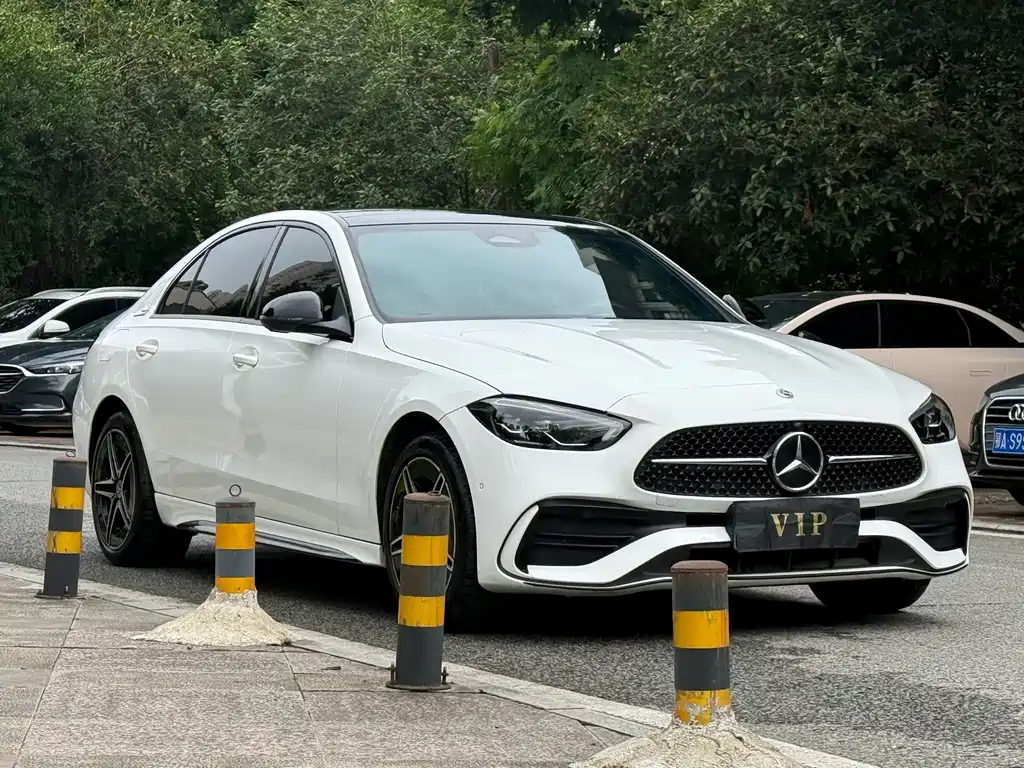 Mercedes-Benz C-Class — миниатюра 3