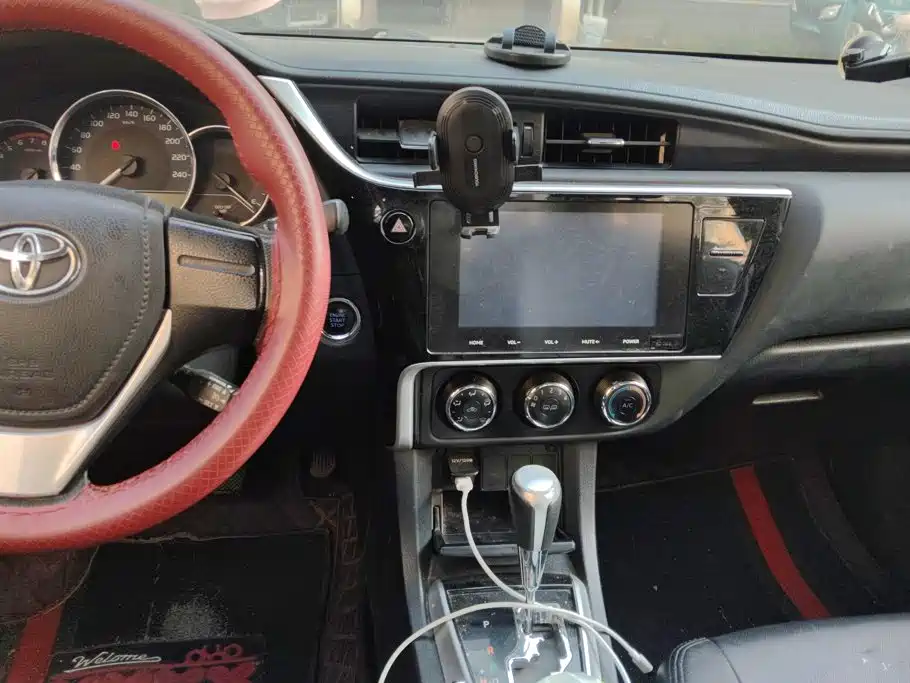 Toyota Corolla — миниатюра 13