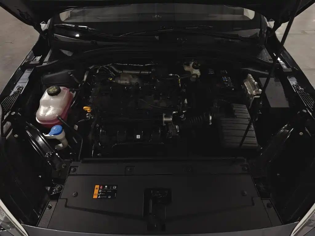 Roewe i5 — миниатюра 6