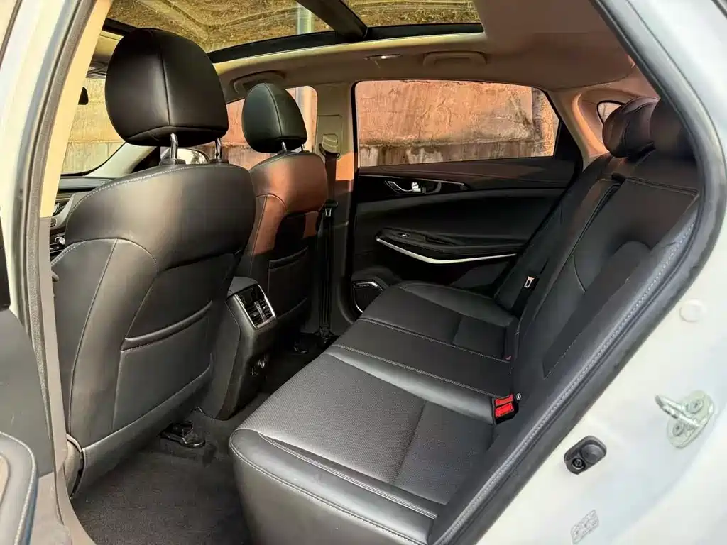 Changan Ruicheng CC — миниатюра 3