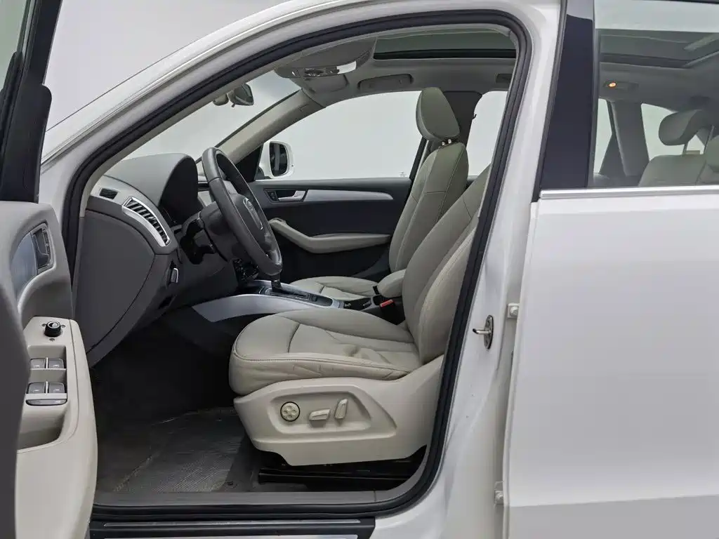 Audi Q5 — миниатюра 10