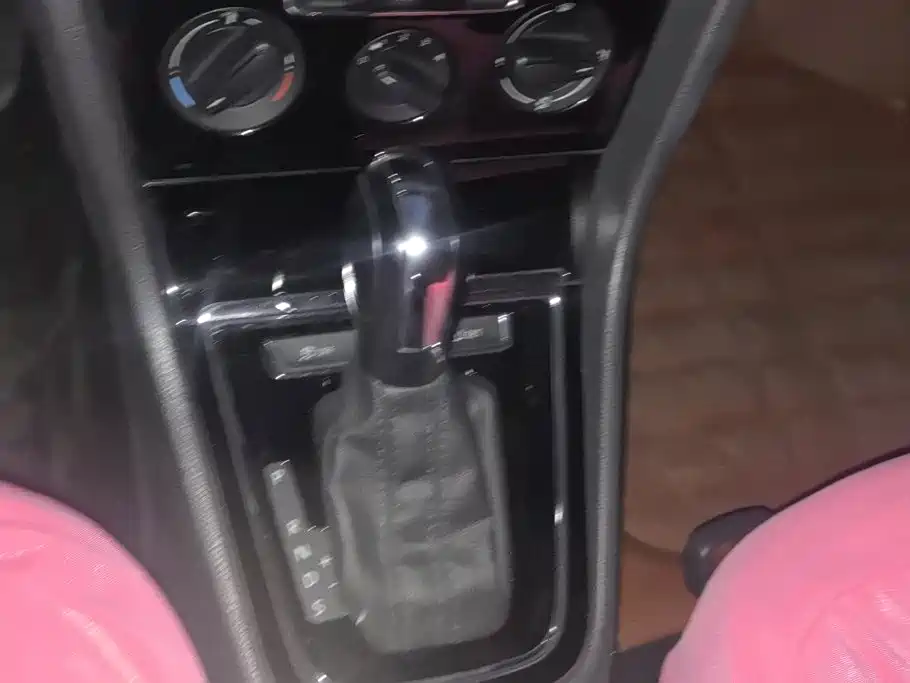 Volkswagen Bora — миниатюра 16
