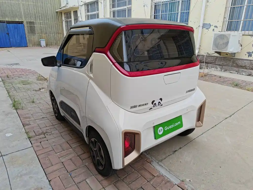 Baojun E200 — миниатюра 5