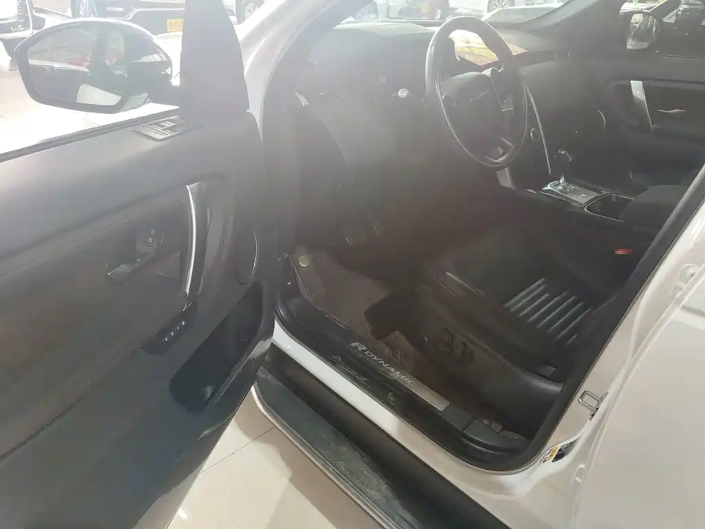 Land Rover Discovery Sport — миниатюра 12