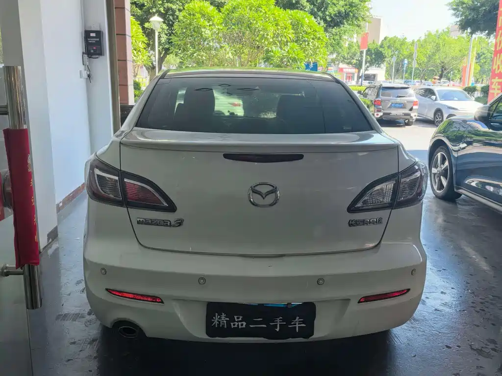 Mazda 3 Xingcheng — миниатюра 8