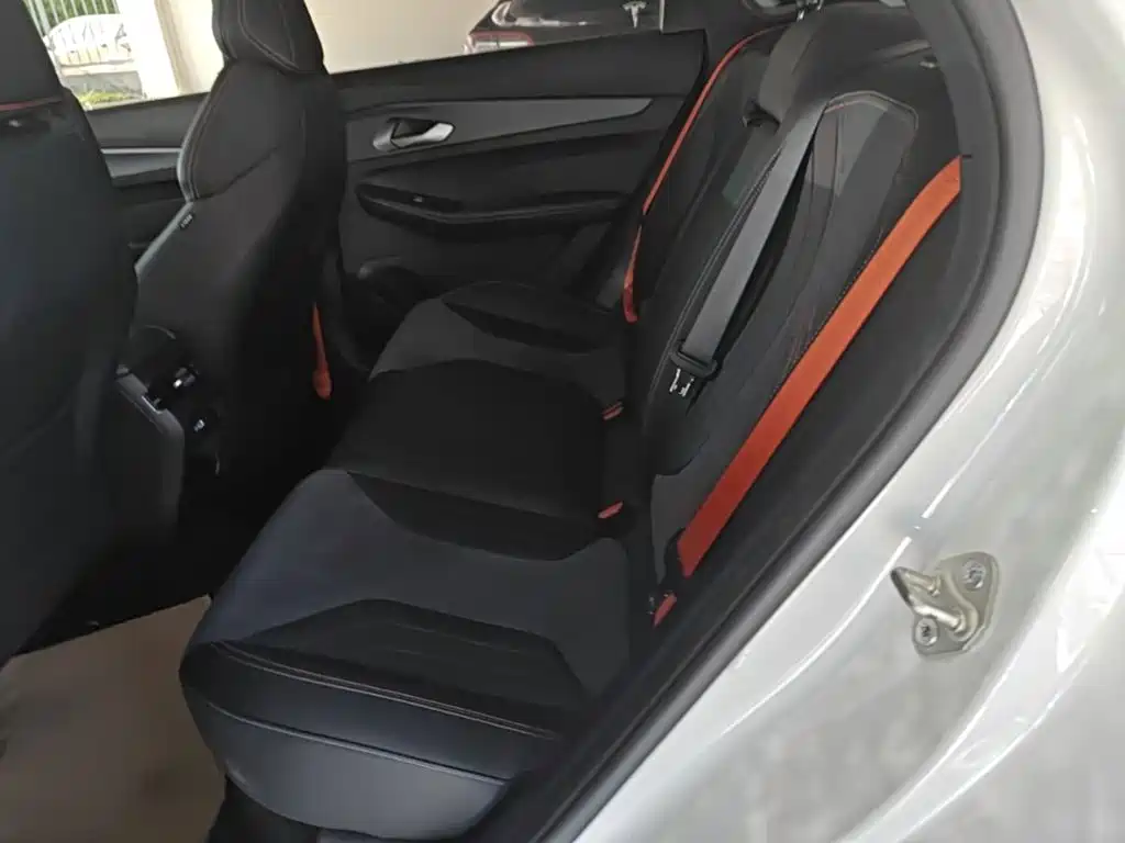 Geely Binrui — миниатюра 16