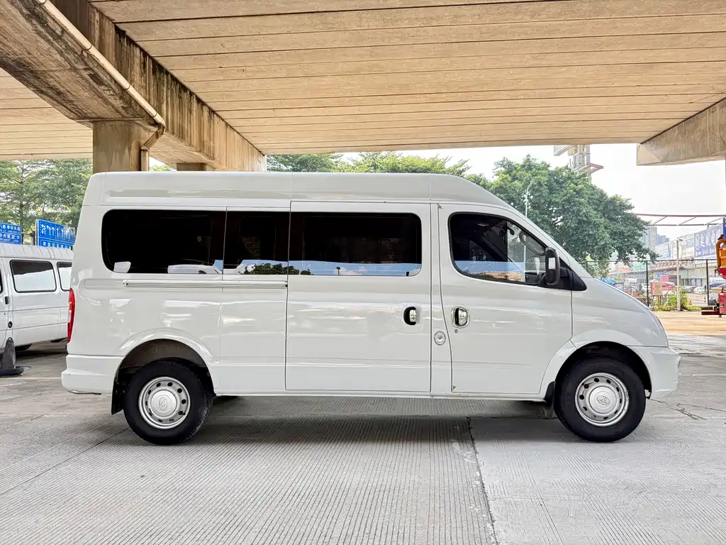 MAXUS V80 — миниатюра 4