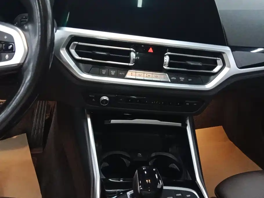 BMW 3 Series — миниатюра 16