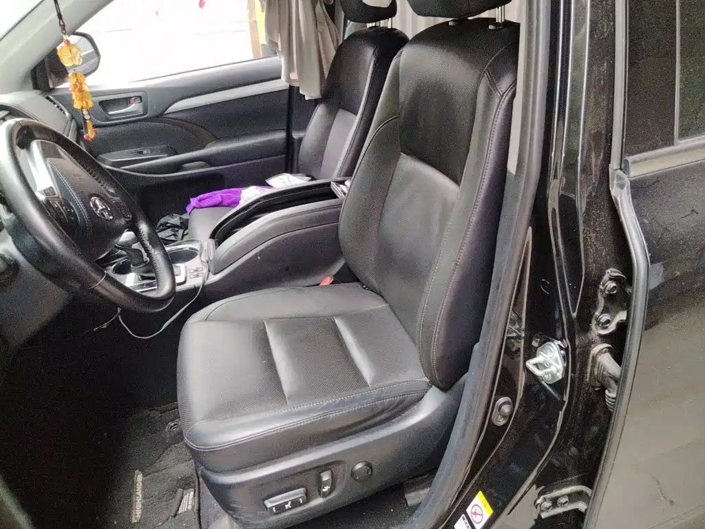 Toyota Highlander — миниатюра 8