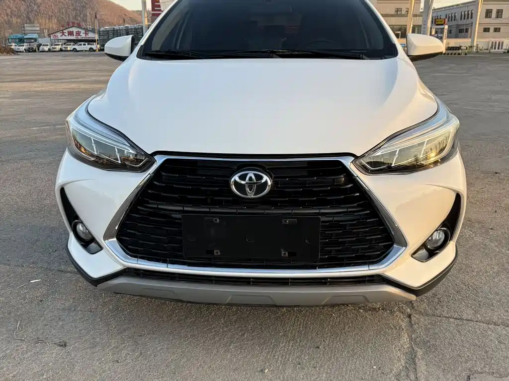 TOYOTA YARIS L ZHIXUAN