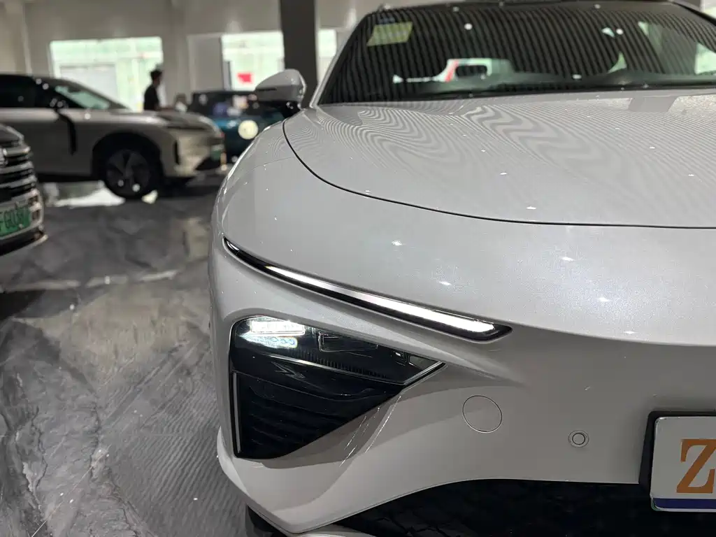 Neta S Shooting Brake — миниатюра 26