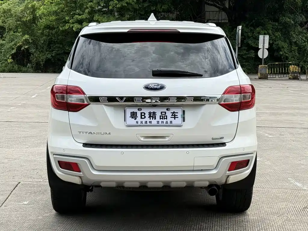 Ford Everest — миниатюра 7