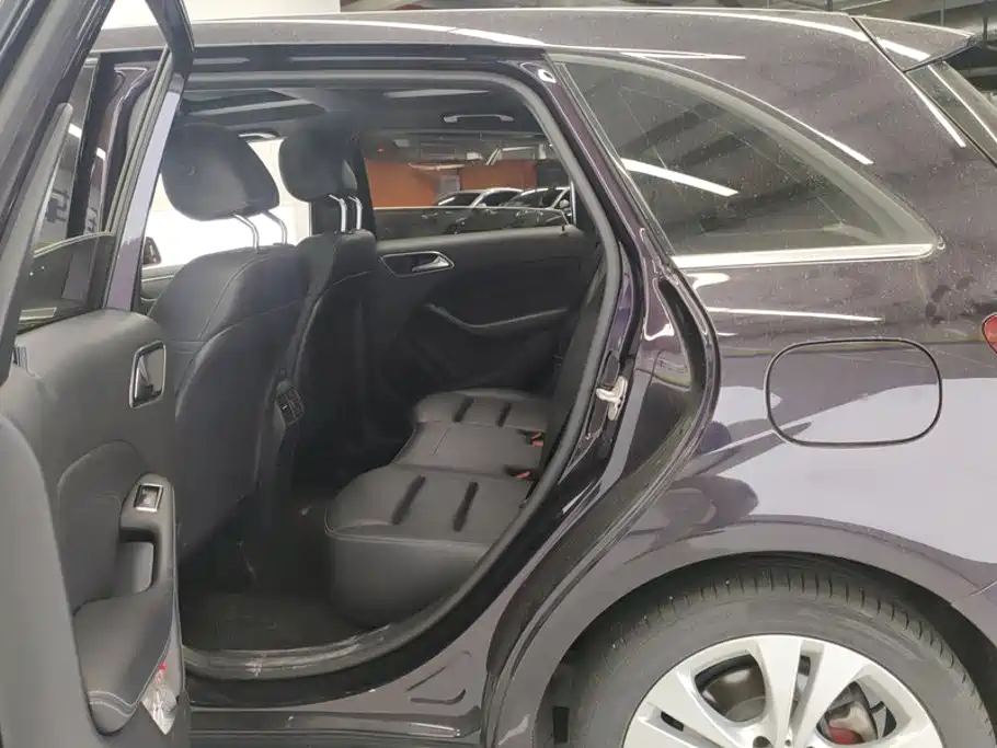 Mercedes-Benz B-Class — миниатюра 11