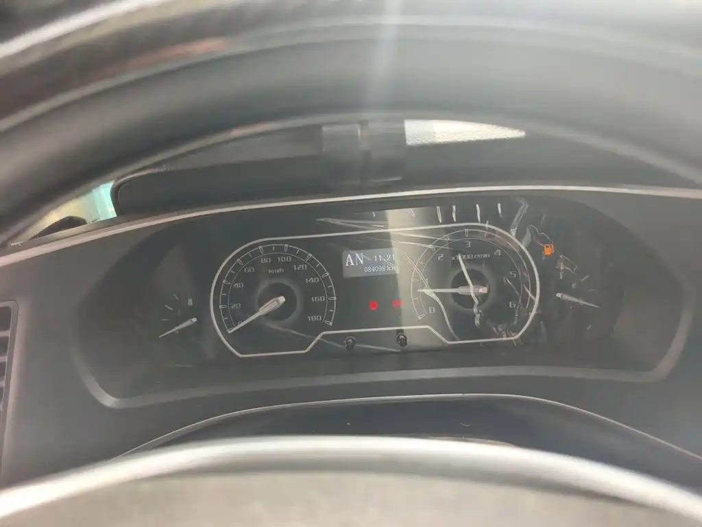 MAXUS V80 — миниатюра 5