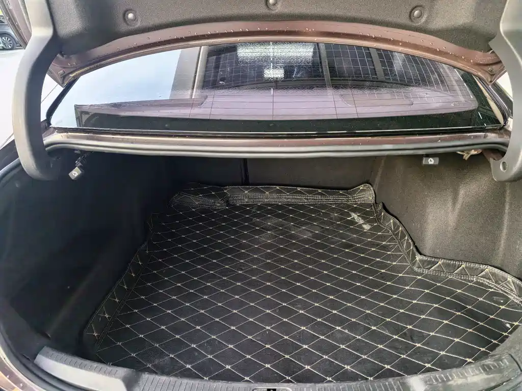Buick LaCrosse — миниатюра 8