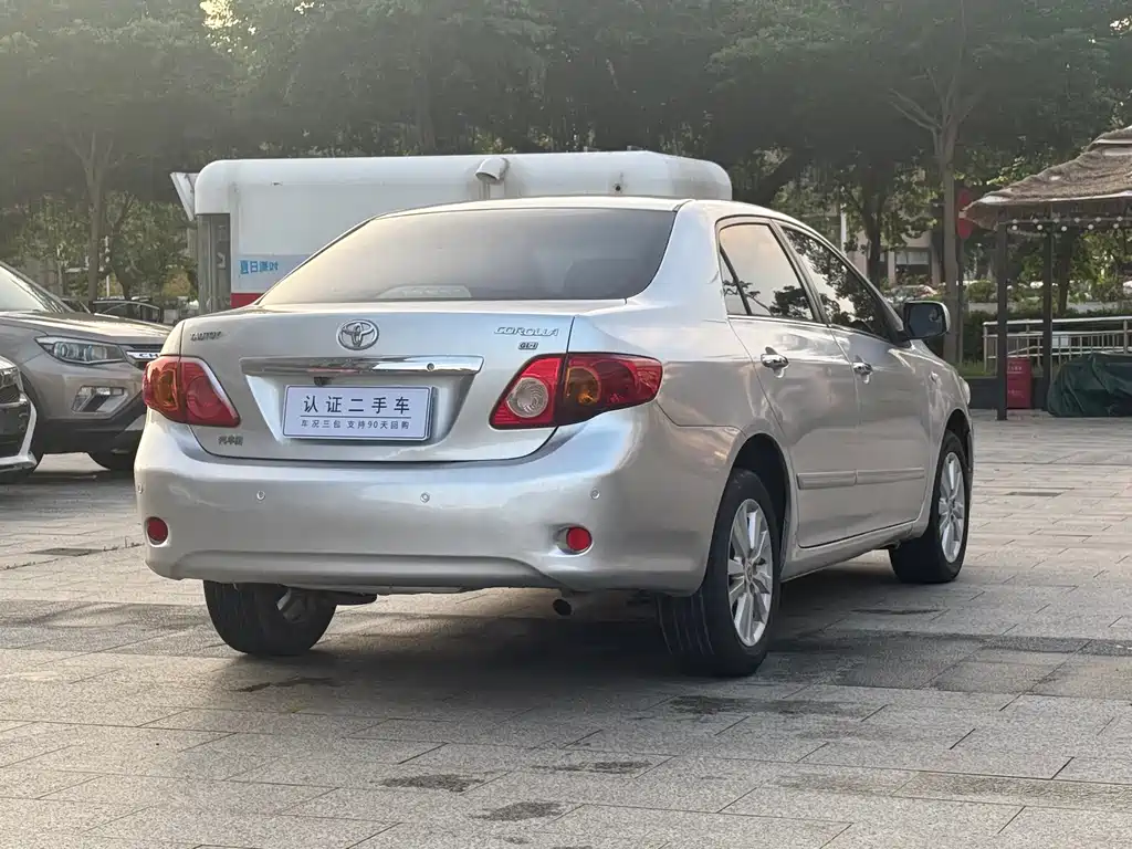 Toyota Corolla 2009 1.8L AT GLX-i