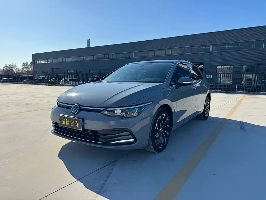 Volkswagen Golf 2021