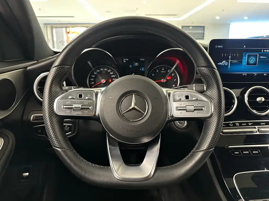Mercedes-Benz C-Class — миниатюра 20