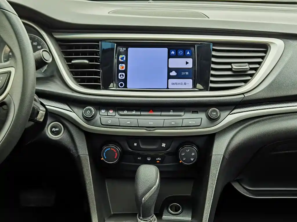 Buick Excelle — миниатюра 12
